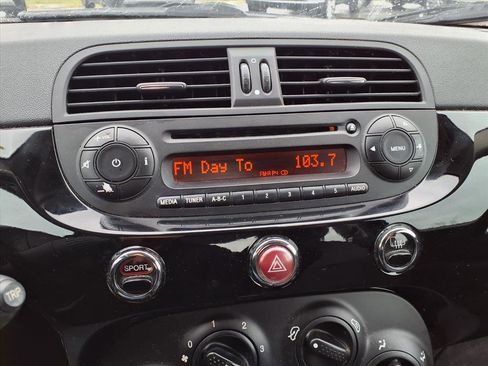 Used 2015 FIAT 500 Pop image 18