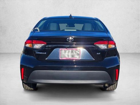 Used 2023 Toyota Corolla LE FWD image 7