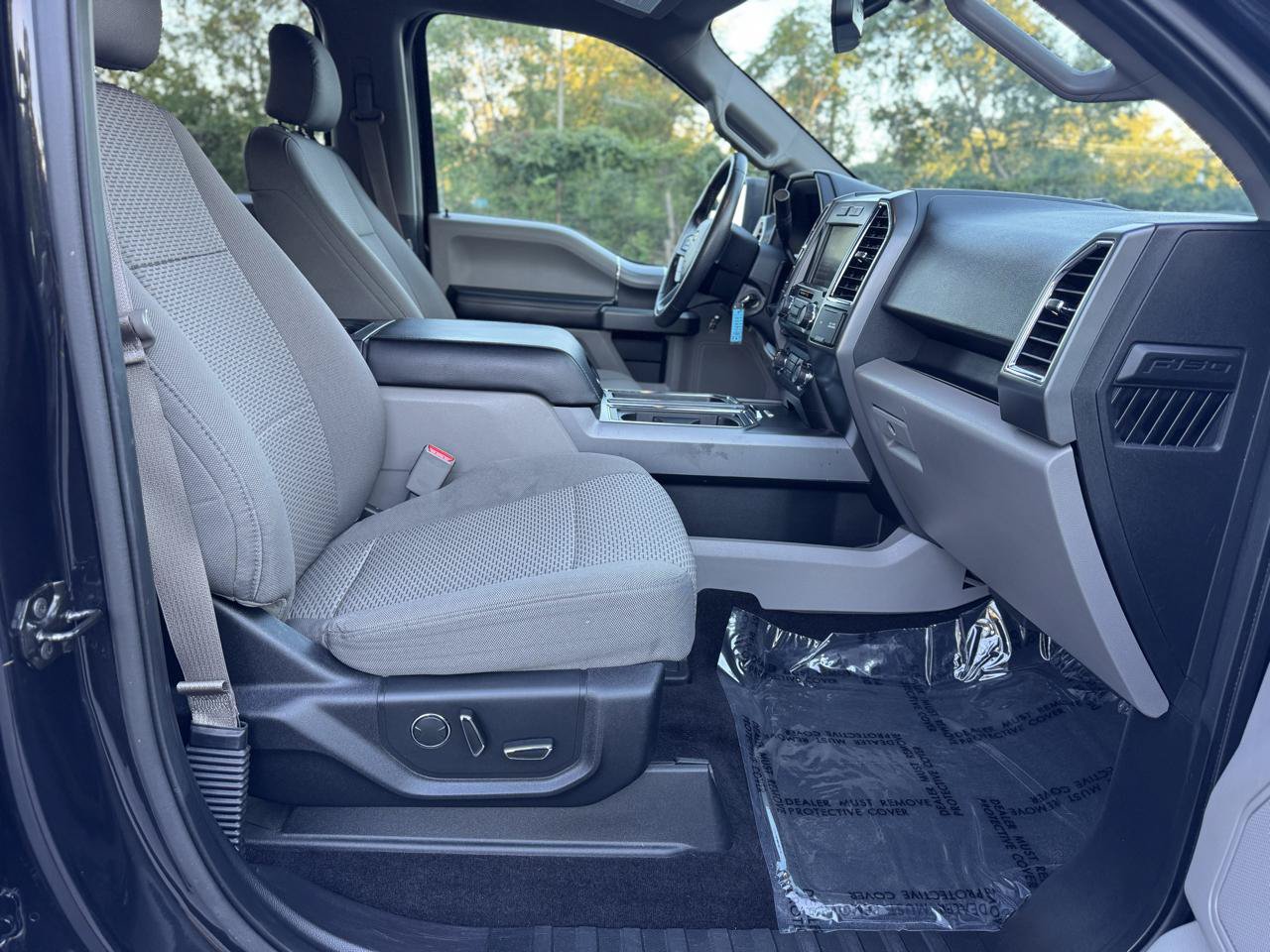 Used 2015 Ford F150 XLT w/ Equipment Group 302A Luxury RWD image 24