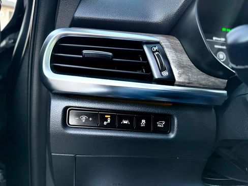 Used 2020 Kia Telluride SX w/ SX Prestige Package image 49