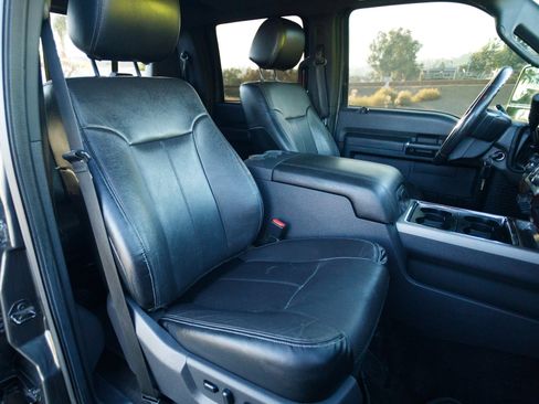 Used 2016 Ford F250 Lariat w/ Lariat Ultimate Package image 13