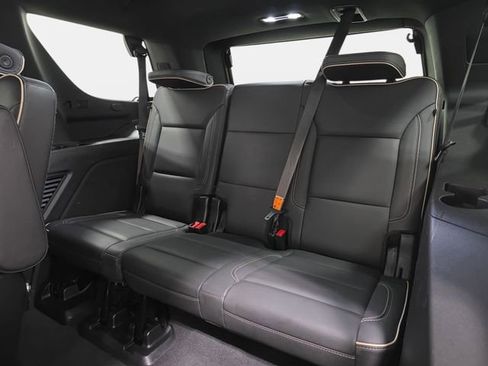 Used 2022 GMC Yukon SLT w/ SLT Premium Package AWD/4WD image 34