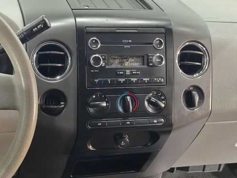 Used 2007 Ford F150 XLT image 6