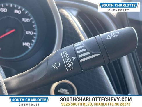 Used 2025 Chevrolet Malibu LT FWD image 1