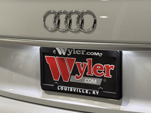 Used 2021 Audi Q5 Premium Plus w/ Premium Plus Package image 48