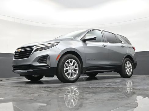 Used 2024 Chevrolet Equinox LT FWD image 20