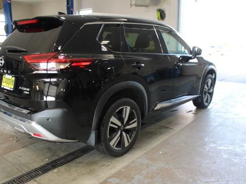 Used 2023 Nissan Rogue Platinum AWD/4WD image 9