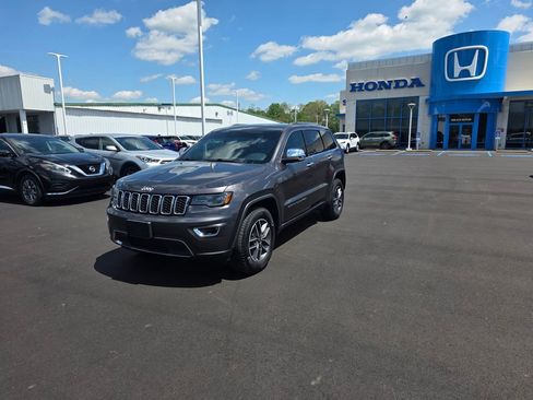 Used 2019 Jeep Grand Cherokee Limited w/ Luxury Group II AWD/4WD image 7