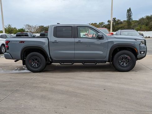New 2026 Nissan Frontier PRO-4X w/ Tow Package AWD/4WD image 4