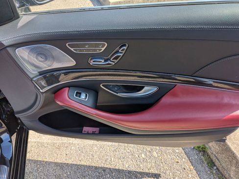 Used 2015 Mercedes-Benz S 550 S 550 Sedan 4D w/ Premium 1 Package image 40