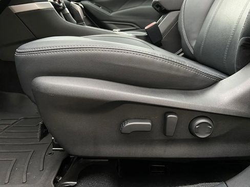 Used 2021 Subaru Forester Limited image 14