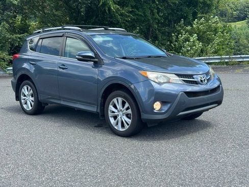 Used 2014 Toyota RAV4 Limited w/ Preferred Accessory Package AWD/4WD image 9