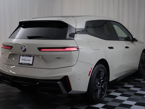 New 2026 BMW iX xDrive60 w/ M Sport Package image 18