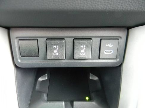 Used 2024 Toyota Corolla Cross AWD Hybrid w/ Convenience Package image 16