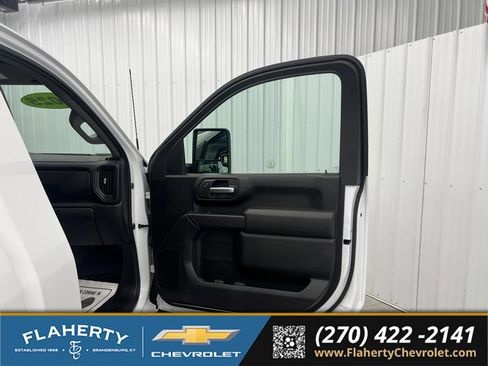 Used 2025 Chevrolet Silverado 2500 W/T w/ WT Convenience Package AWD/4WD image 10