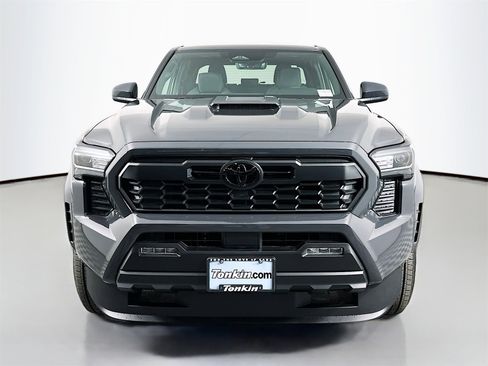 New 2026 Toyota Tacoma TRD Sport image 2