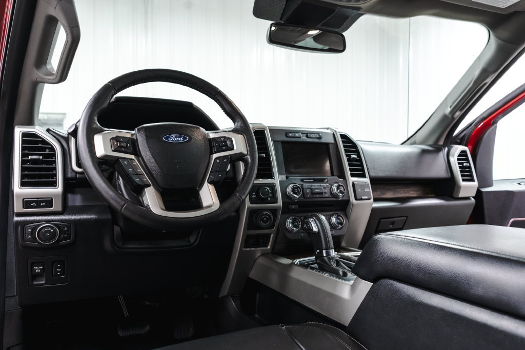 Used 2018 Ford F150 Lariat w/ Equipment Group 502A Luxury AWD/4WD image 29