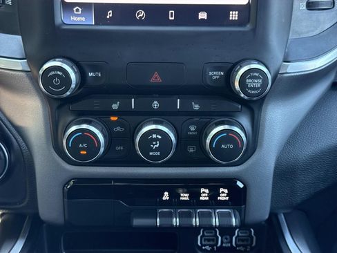 Used 2022 RAM 1500 Big Horn AWD/4WD image 10