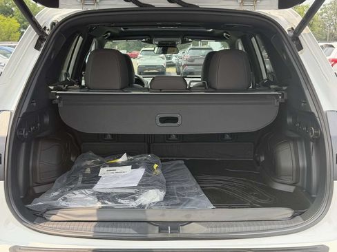 Certified 2026 Subaru Forester Premium w/ Base/Premium Package AWD/4WD image 14