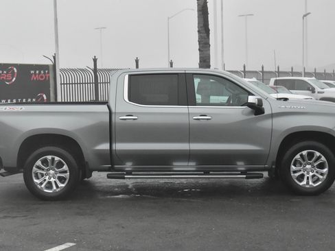 Used 2025 Chevrolet Silverado 1500 LTZ w/ Technology Package image 9