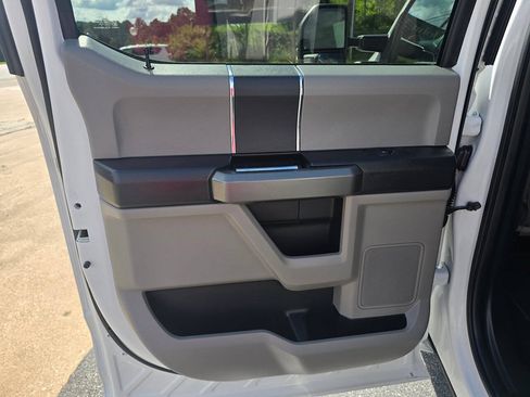 Used 2017 Ford F250 XLT w/ XLT Value Package RWD image 17