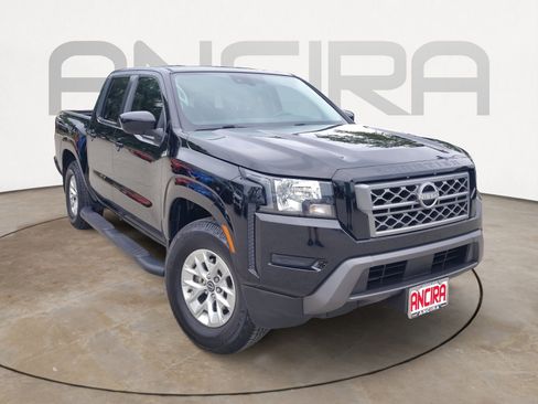 Used 2024 Nissan Frontier SV w/ Technology Package RWD image 6