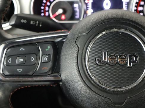 Used 2019 Jeep Wrangler Unlimited Rubicon AWD/4WD image 8