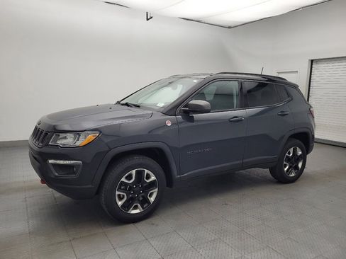 Used 2018 Jeep Compass Trailhawk w/ Navigation Group AWD/4WD image 2