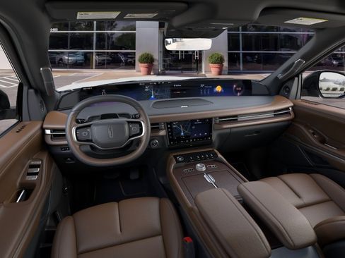 New 2026 Lincoln Navigator Reserve AWD/4WD image 9