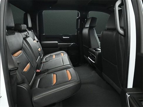 Used 2023 GMC Sierra 3500 AT4 image 16