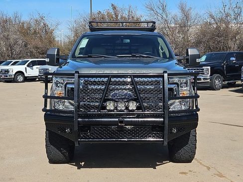 Used 2020 Ford F350 Lariat w/ Lariat Ultimate Package image 2