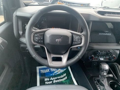 Used 2024 Ford Bronco Big Bend w/ Sasquatch Package image 10