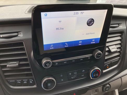 Used 2020 Ford Transit 250 Low Roof AWD image 30