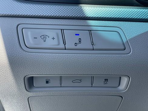 Used 2018 Hyundai Sonata SE FWD image 13