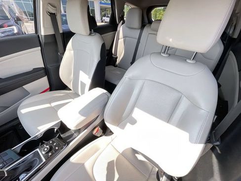 Used 2023 Kia Sportage EX FWD image 15