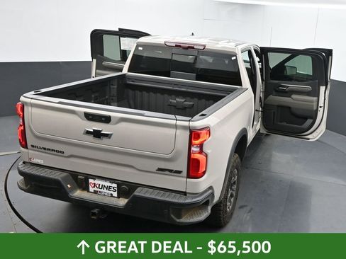 Used 2026 Chevrolet Silverado 1500 ZR2 w/ Dark Appearance Package AWD/4WD image 72