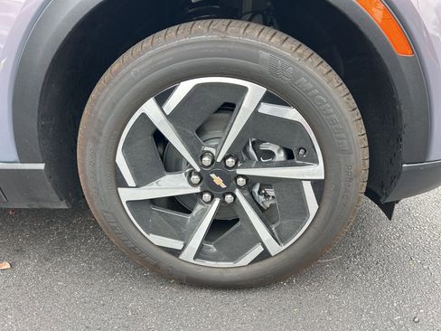 New 2026 Chevrolet Equinox EV LT image 7