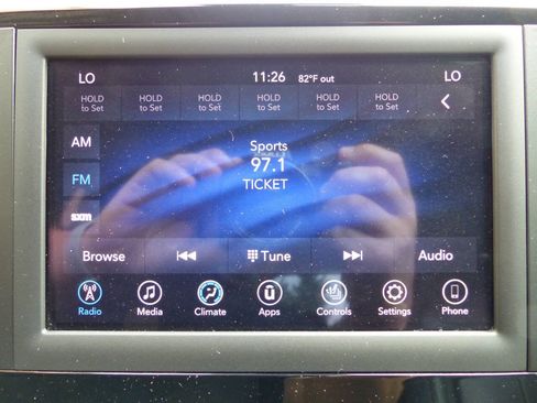 Used 2019 Chrysler Pacifica Touring-L FWD image 50
