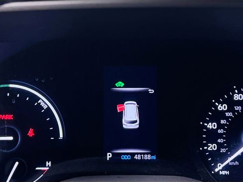 Used 2024 Toyota Sienna XLE FWD image 23