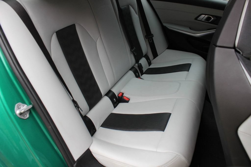 Used 2022 BMW M3 RWD image 12