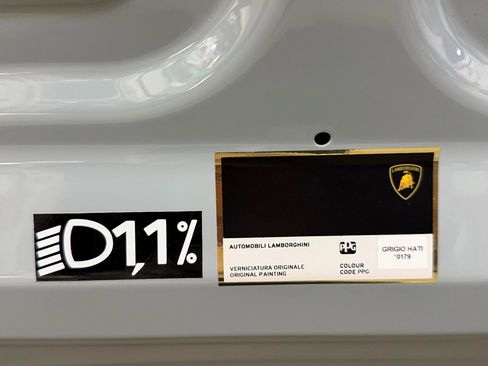 Used 2021 Lamborghini Huracan EVO image 29