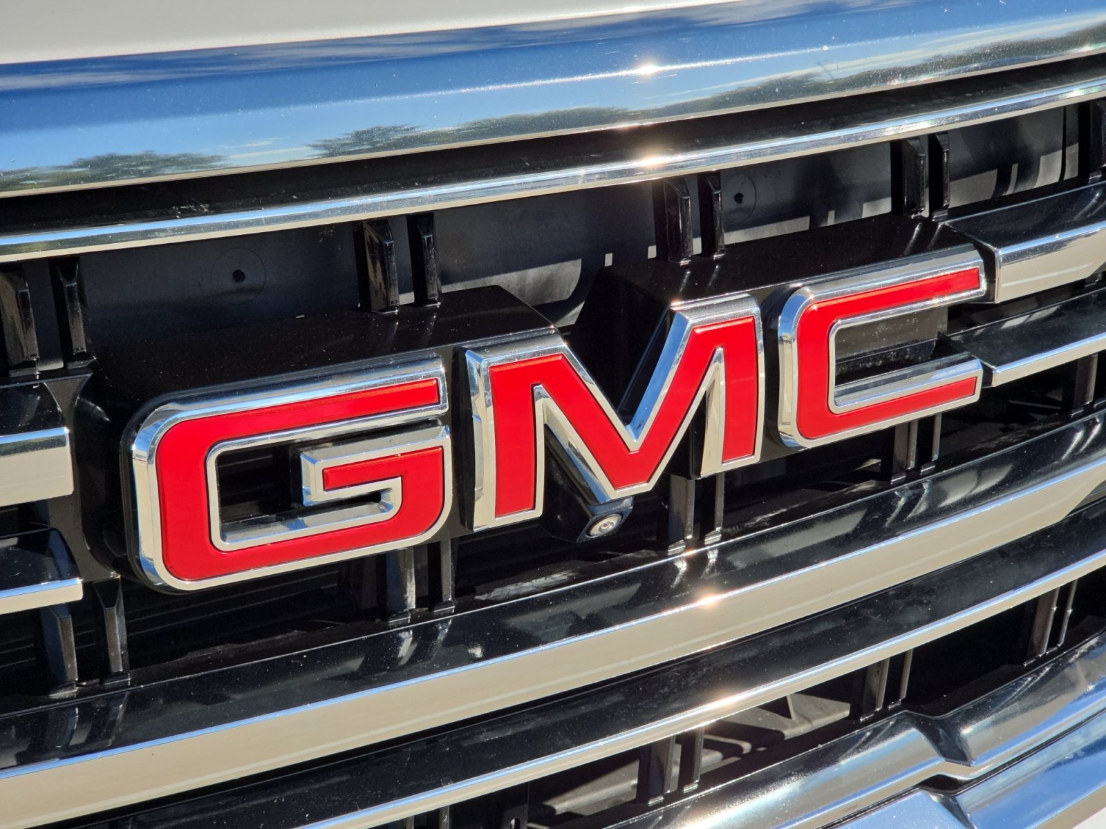 Used 2023 GMC Yukon SLT w/ SLT Premium Package RWD image 23