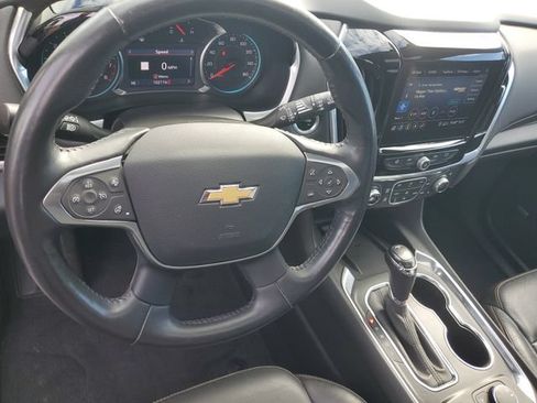 Certified 2020 Chevrolet Traverse Premier w/ Redline Edition AWD/4WD image 19