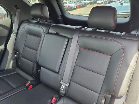 Used 2022 Chevrolet Equinox RS w/ RS Leather Package AWD/4WD image 17