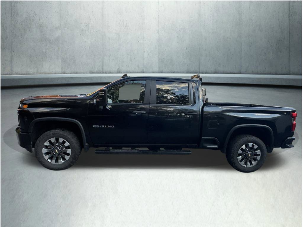 Used 2022 Chevrolet Silverado 2500 Custom w/ Custom Value Package AWD/4WD image 2