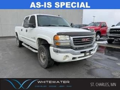 Used 2006 GMC Sierra 2500 SLT w/ Heavy-Duty Power Package AWD/4WD image 1