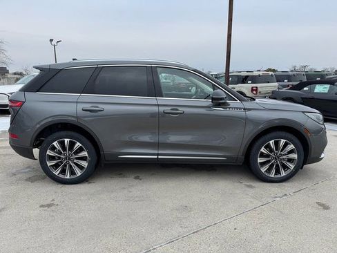 Used 2022 Lincoln Corsair Reserve w/ Equipment Group 201A image 7