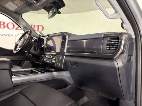 Used 2024 Ford F250 Lariat w/ Sport Appearance Package AWD/4WD image 17