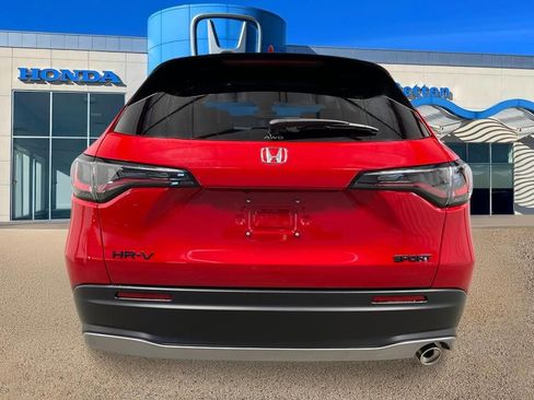 New 2026 Honda HR-V Sport image 4