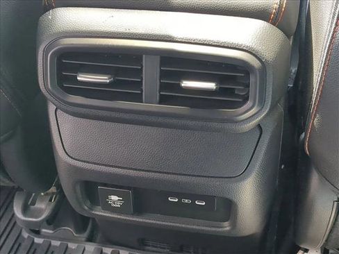 Used 2025 Honda Passport TrailSport image 18